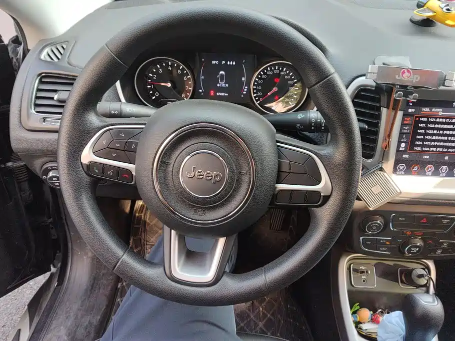 Jeep Compass — миниатюра 14
