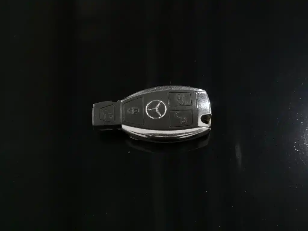 Mercedes-Benz V-Class — миниатюра 11