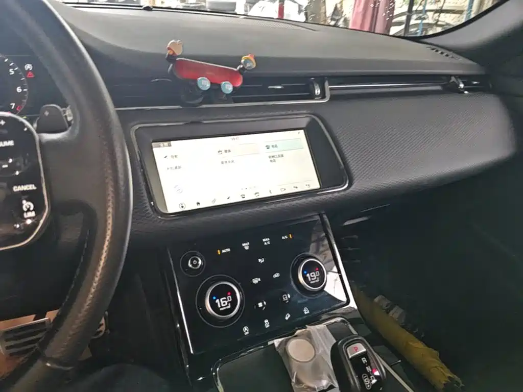 Land Rover Evoque — миниатюра 13