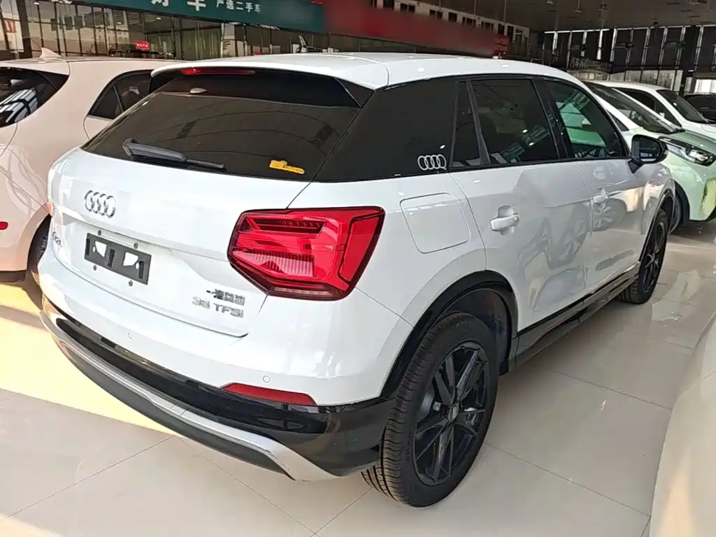 Audi Q2L — миниатюра 7