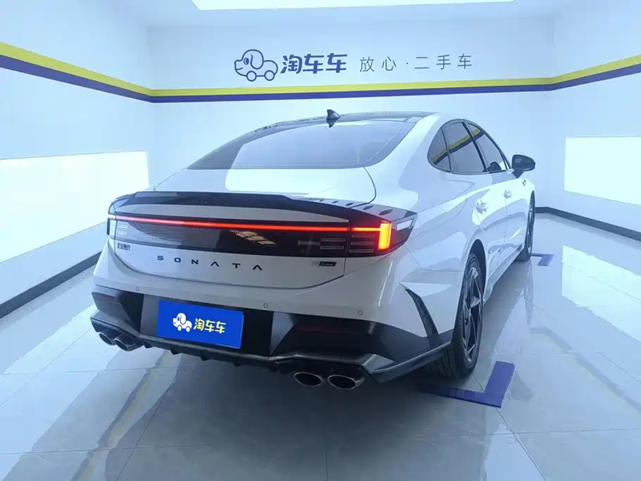 Hyundai Sonata — миниатюра 3