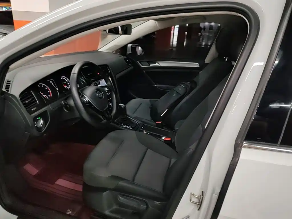 Volkswagen Golf — миниатюра 15