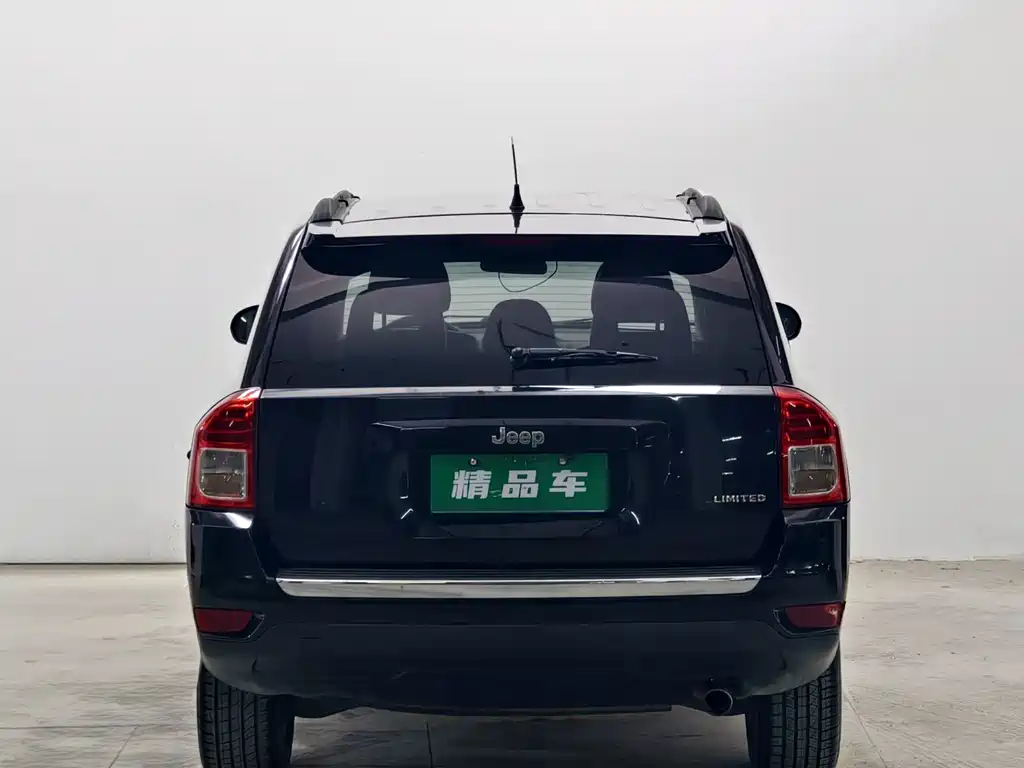 Jeep Compass (Import) — миниатюра 5