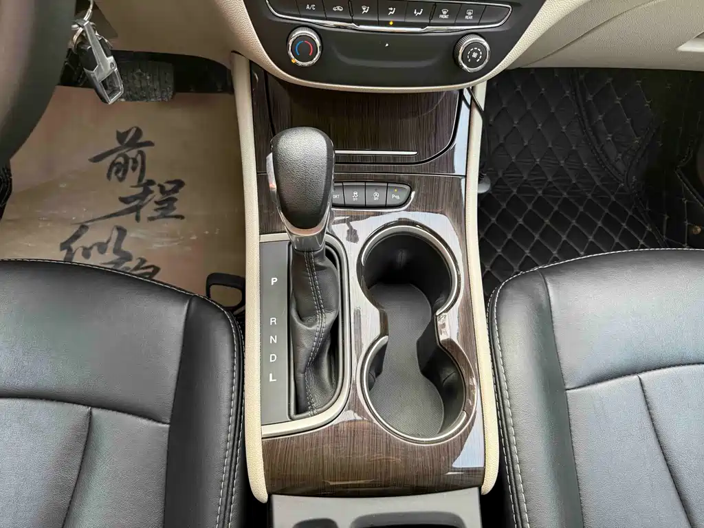 Buick Verano — миниатюра 11
