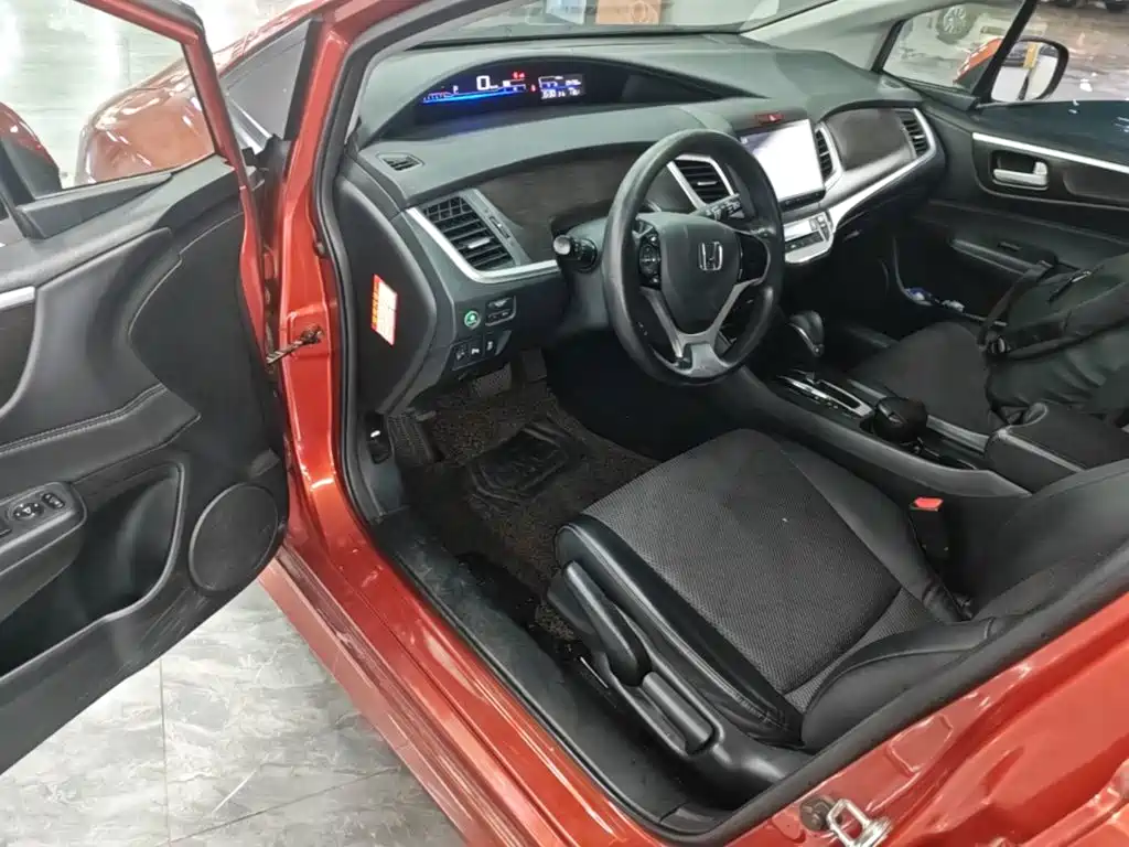 Honda Jade — миниатюра 16