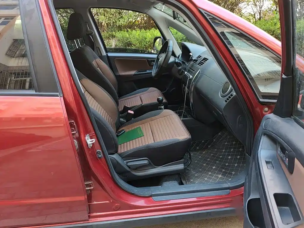 Suzuki SX4 — миниатюра 19