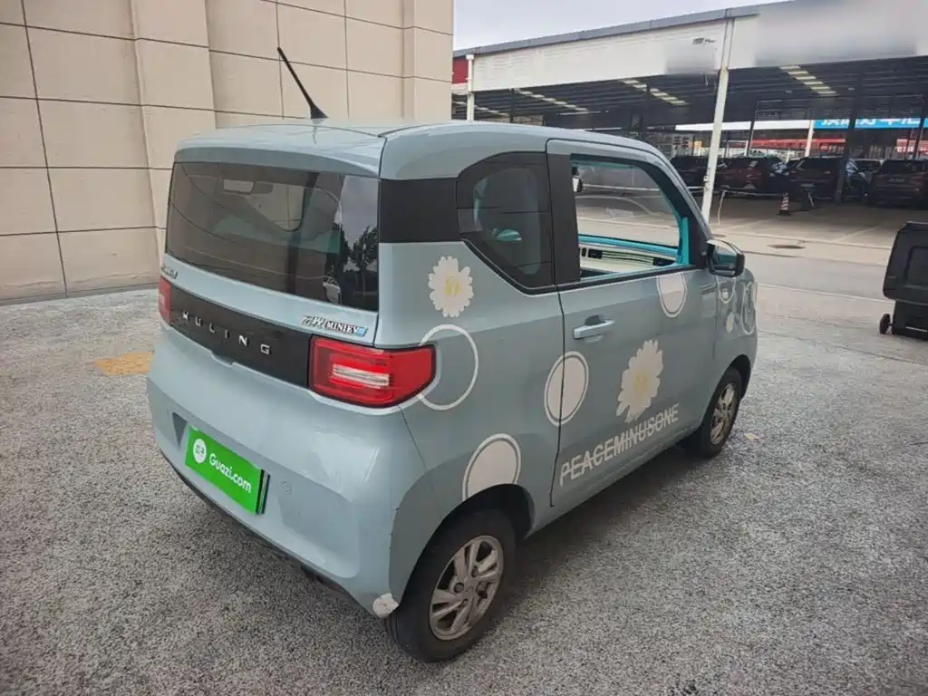 Wuling MINIEV — миниатюра 7
