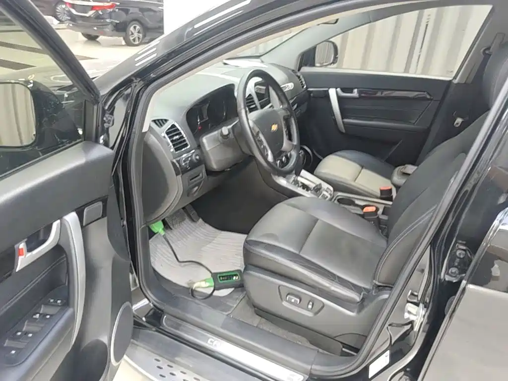 Chevrolet Captiva — миниатюра 16