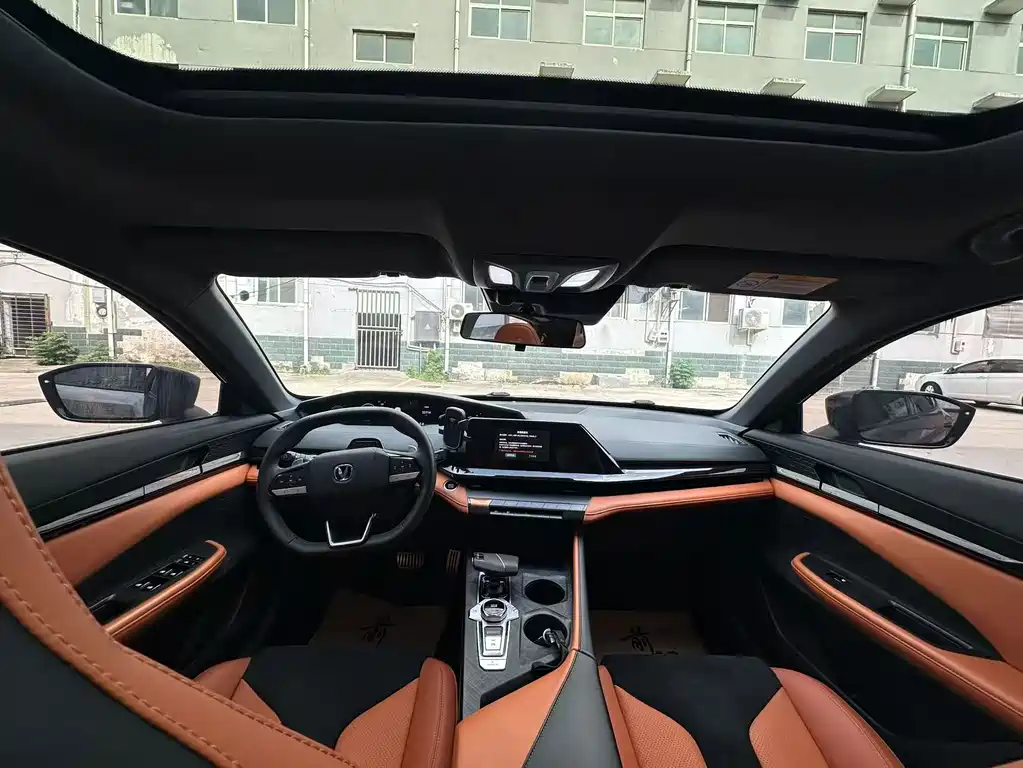 Changan UNI-V — миниатюра 5