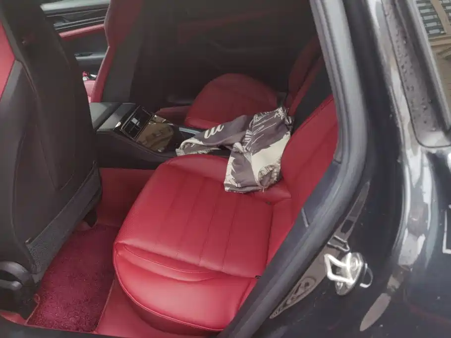 Porsche Panamera — миниатюра 11