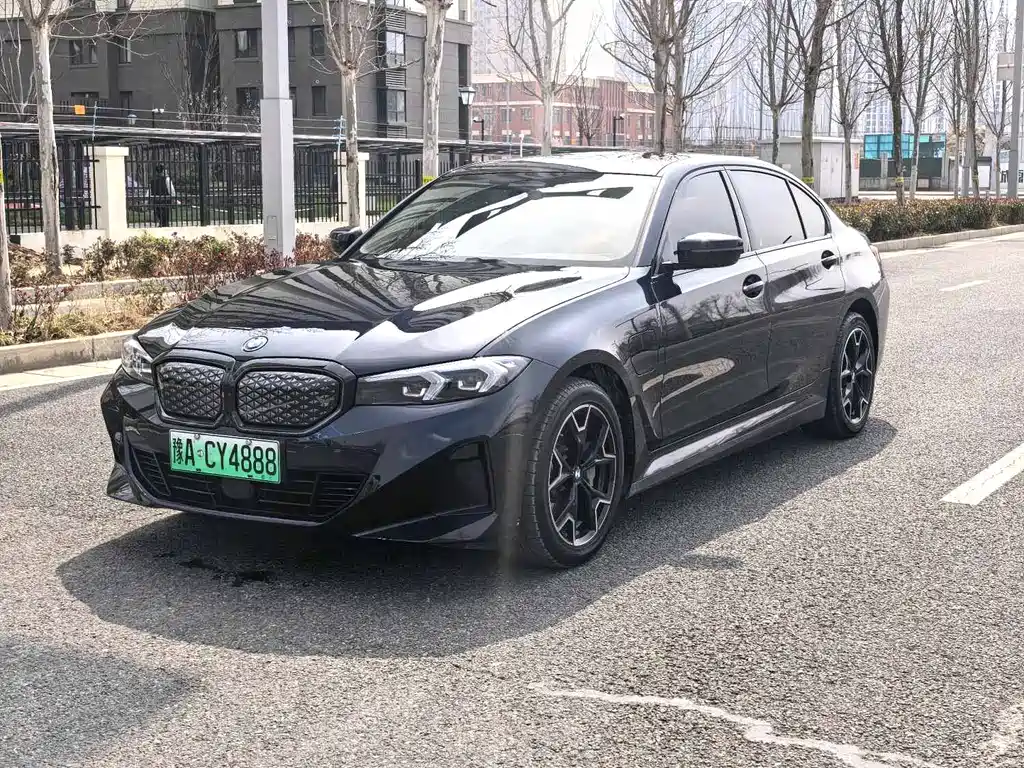 BMW i3 2025
