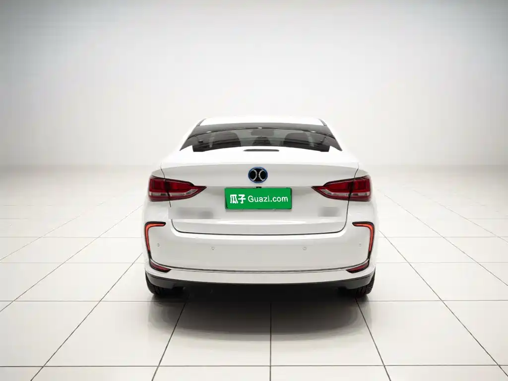 BAIC EU5 — миниатюра 5