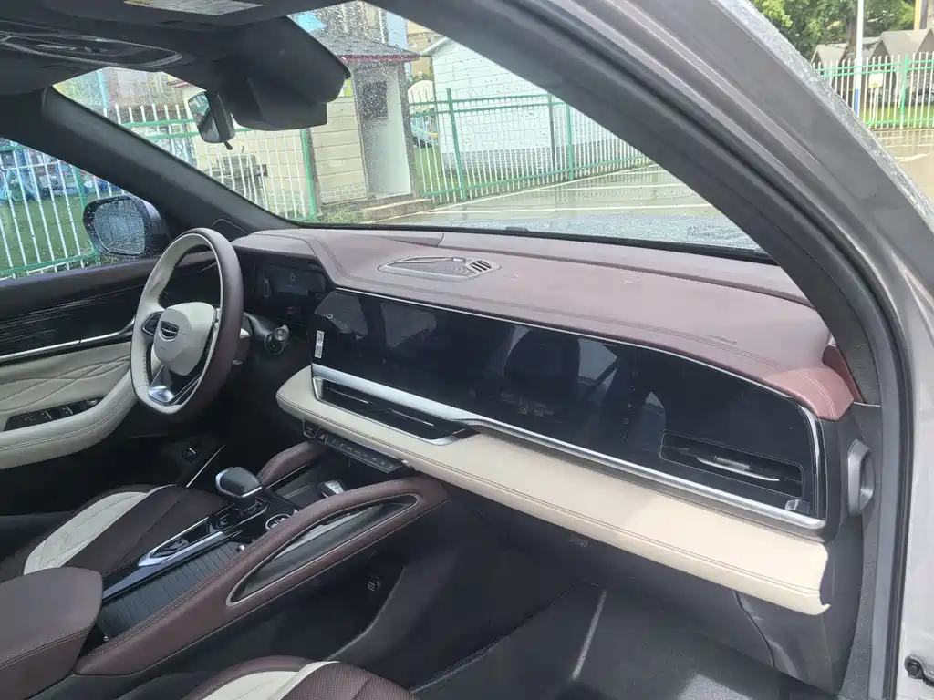 Geely Xingyue L — миниатюра 14