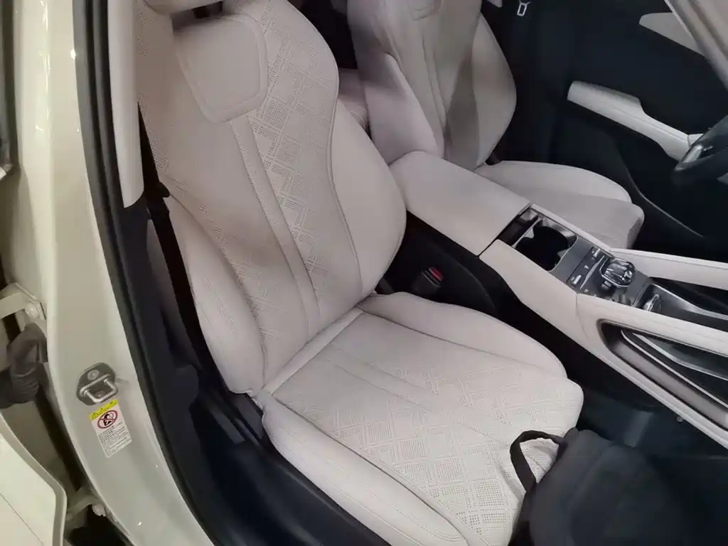 BYD Yuan UP — миниатюра 25