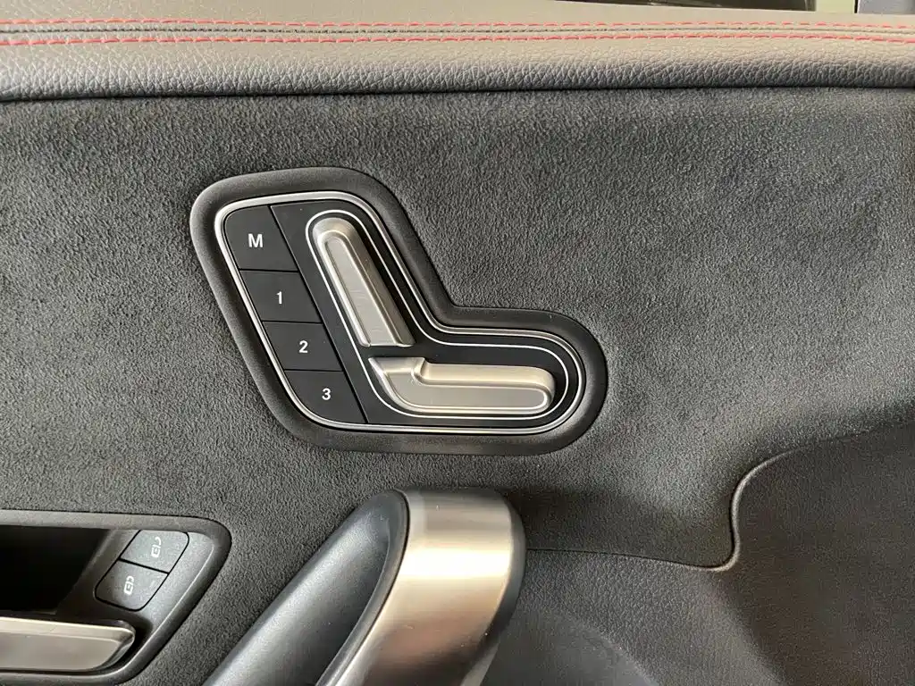 Mercedes-Benz CLA (Import) — миниатюра 26