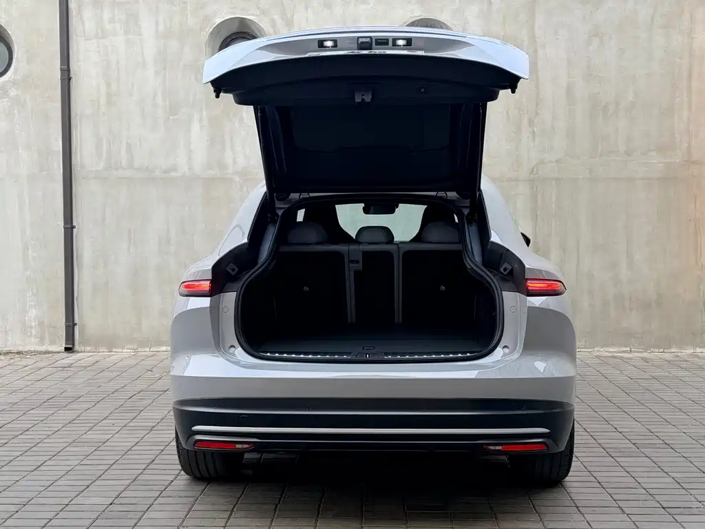 NIO EC6 — миниатюра 8