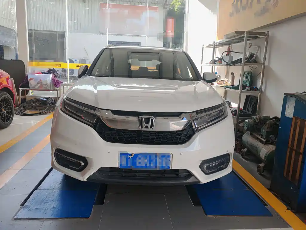 Honda Avancier — миниатюра 2