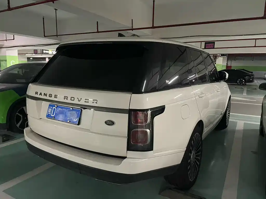 Land Rover Range Rover — миниатюра 3