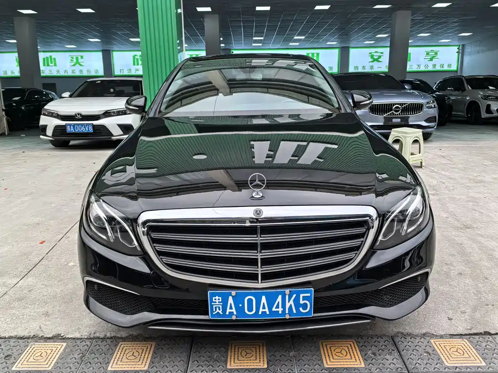 MERCEDES-BENZ E CLASS