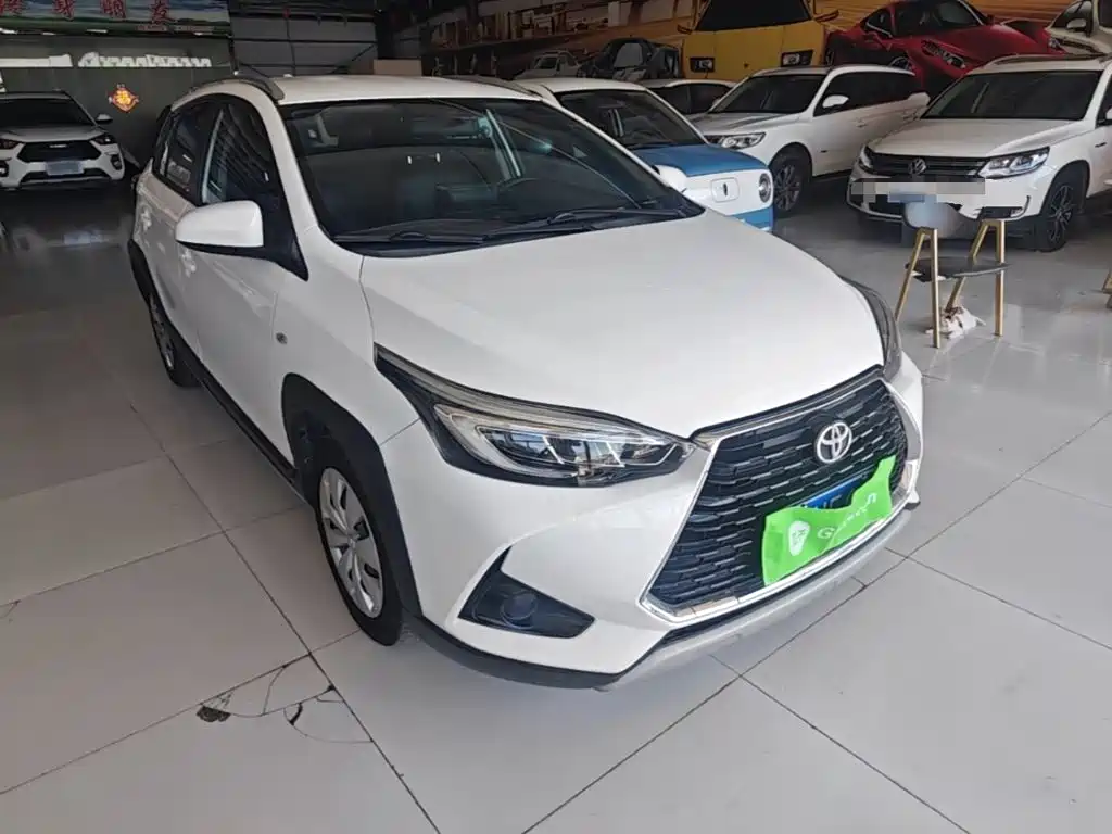 Toyota Yaris L — миниатюра 4