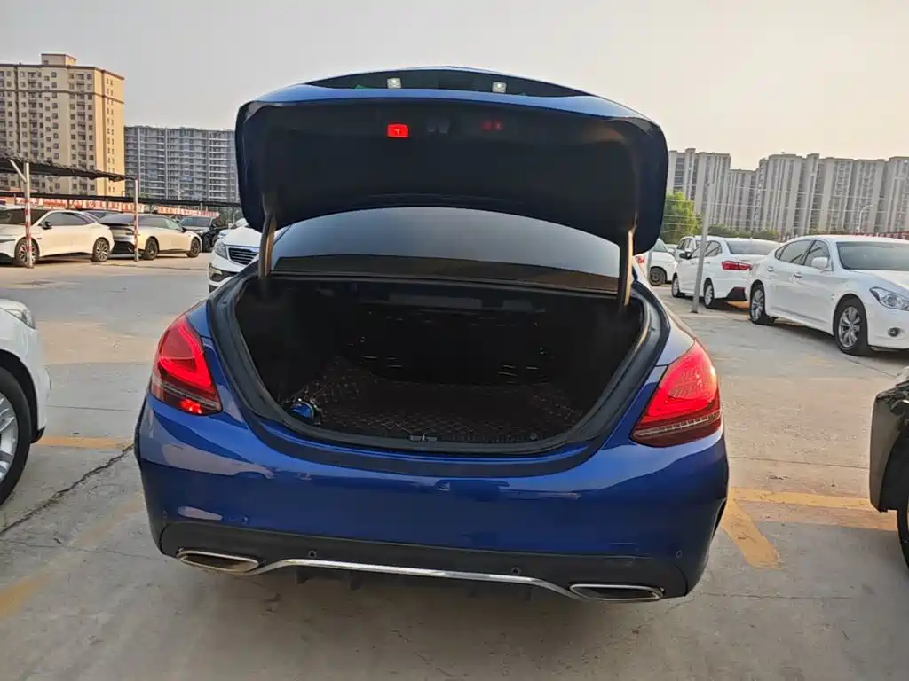 Mercedes-Benz C-Class — миниатюра 19