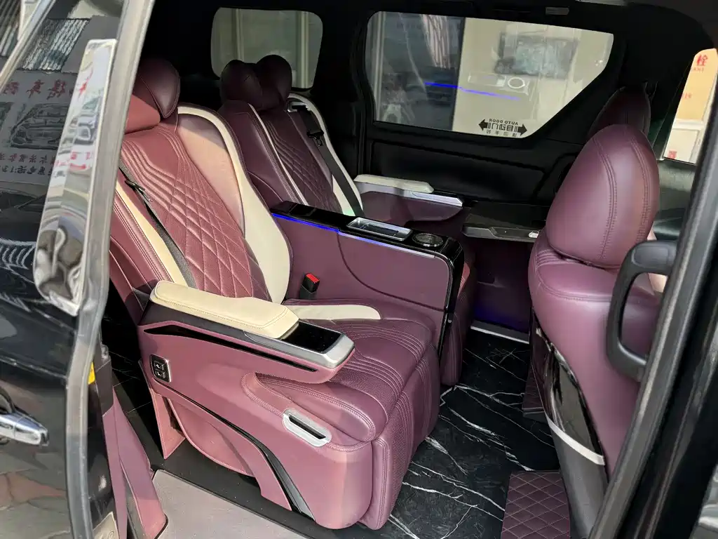 Toyota Alphard 2011 3.5L Luxury