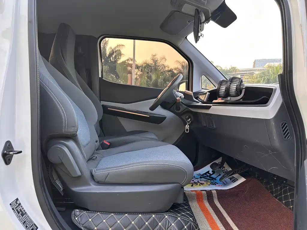 Baojun E200 — миниатюра 17