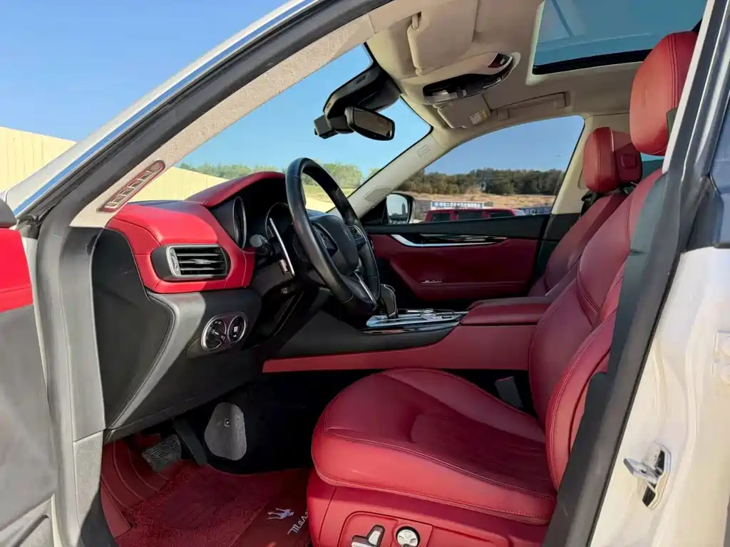 Maserati Levante — миниатюра 7