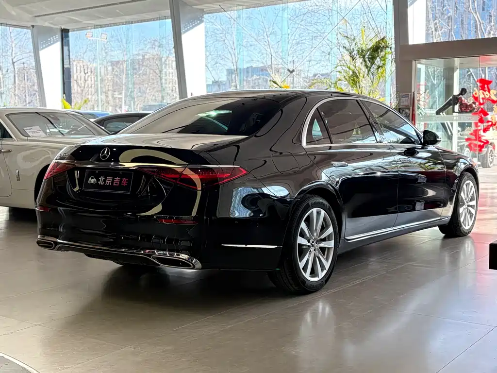 MERCEDES-BENZ S CLASS