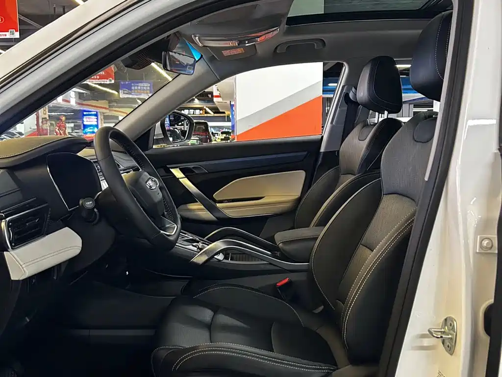 Geely Boyue — миниатюра 4