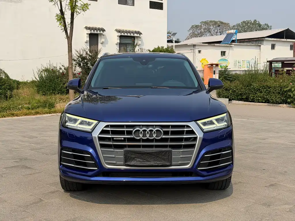 Audi Q5L — миниатюра 2