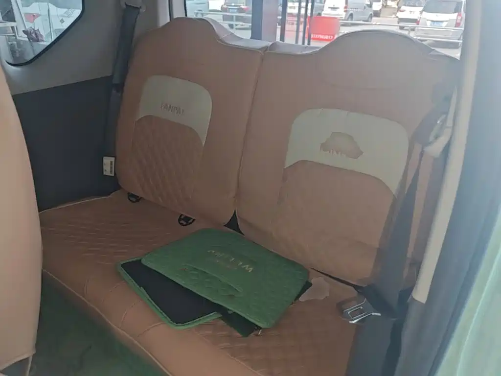 Wuling MINIEV — миниатюра 17