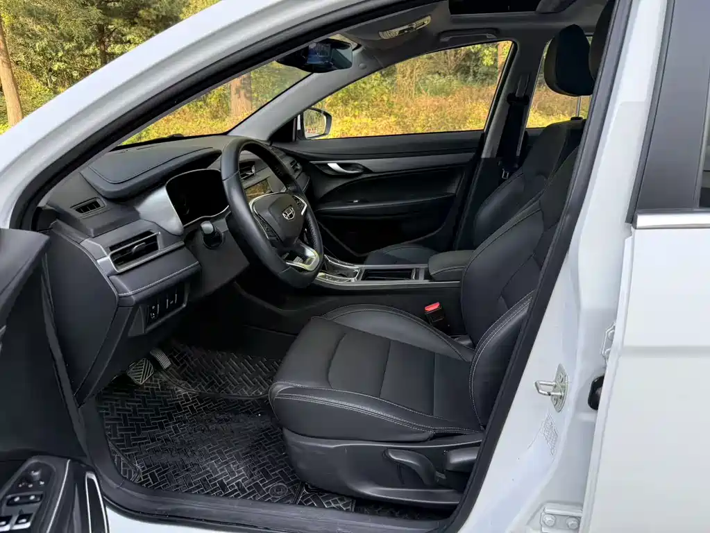 Geely Emgrand — миниатюра 4