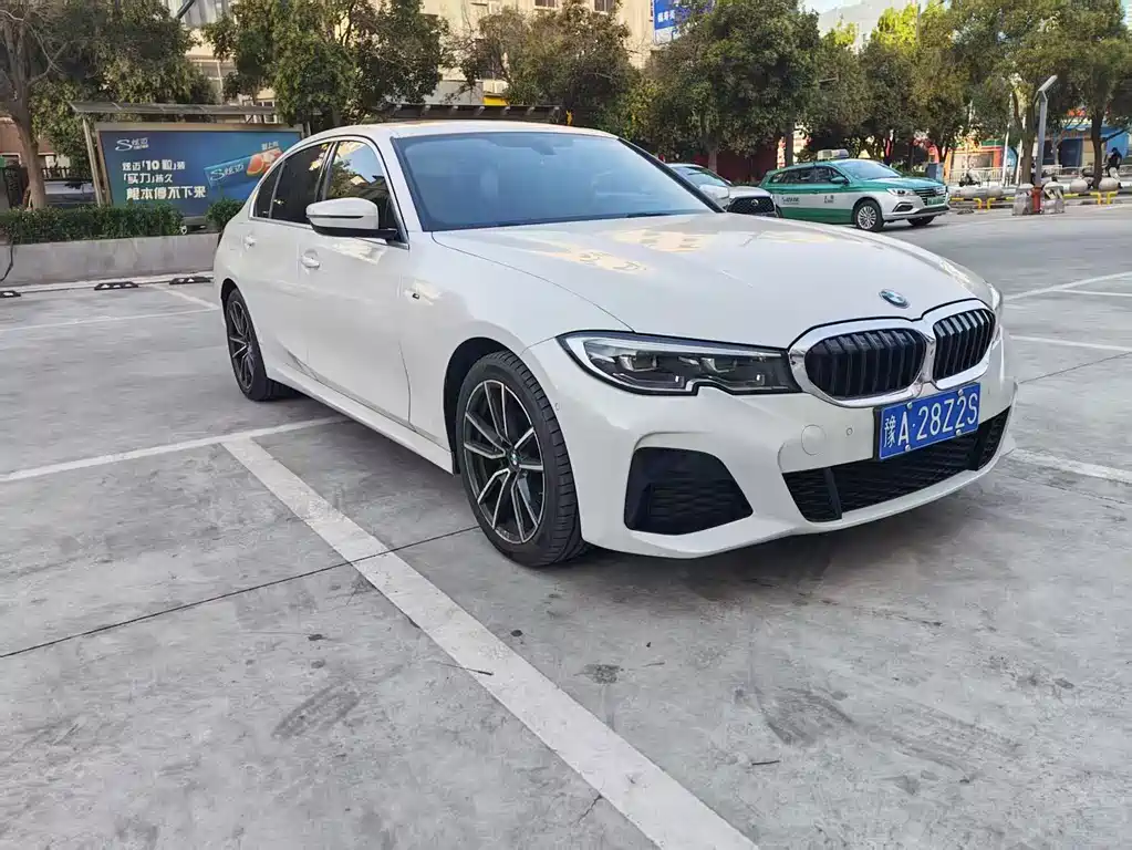 BMW 3 Series — миниатюра 3