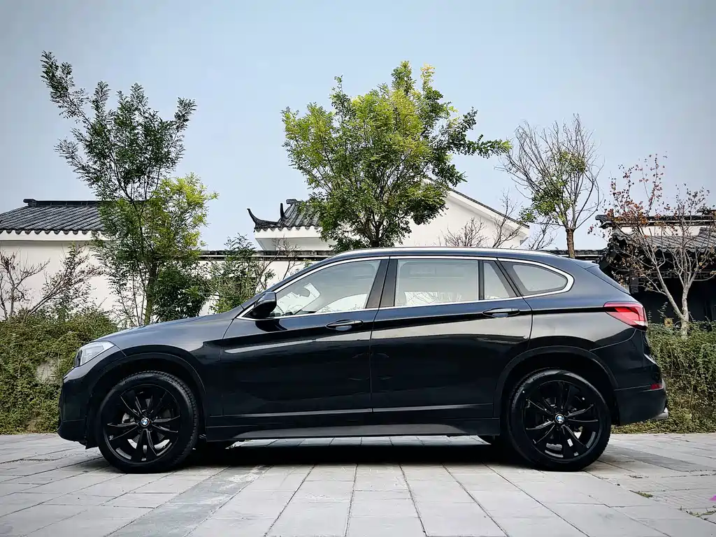 BMW X1 — миниатюра 7