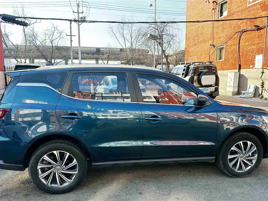 GEELY AUTOMOBILE VISION X6