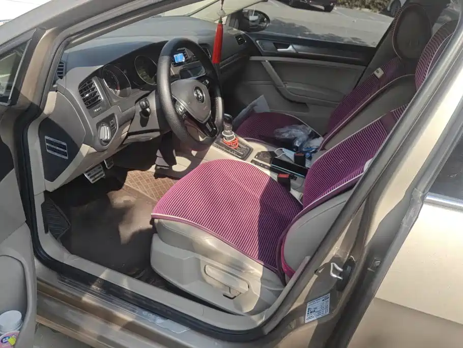 Volkswagen Golf — миниатюра 9