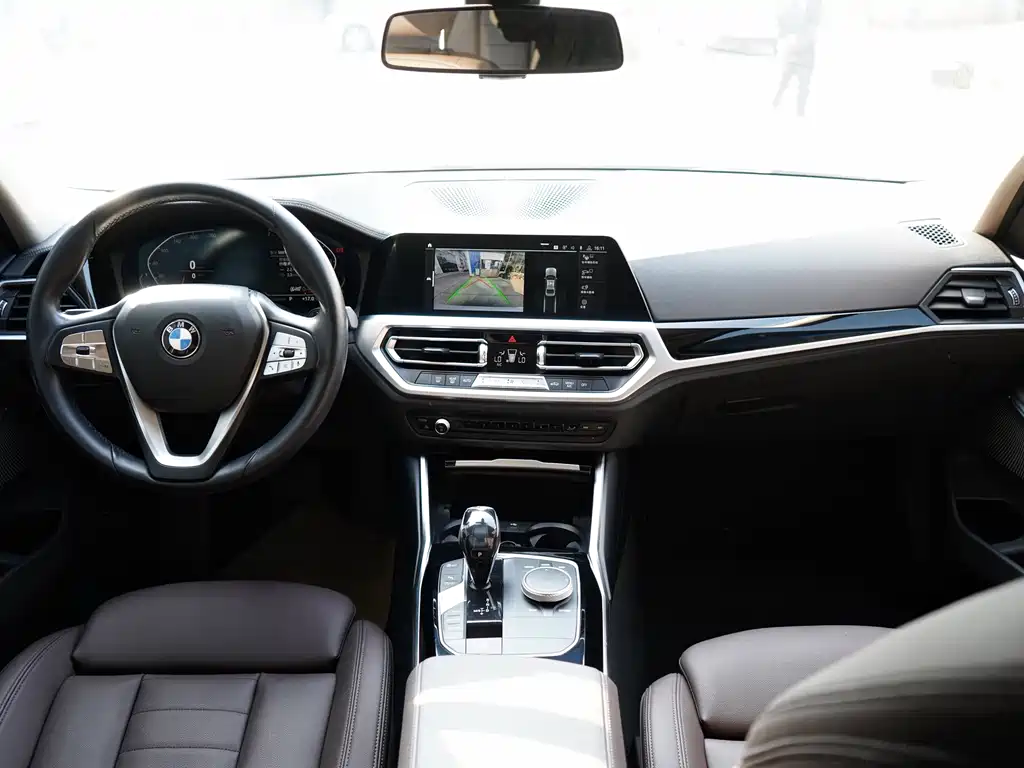 BMW 3 Series — миниатюра 5
