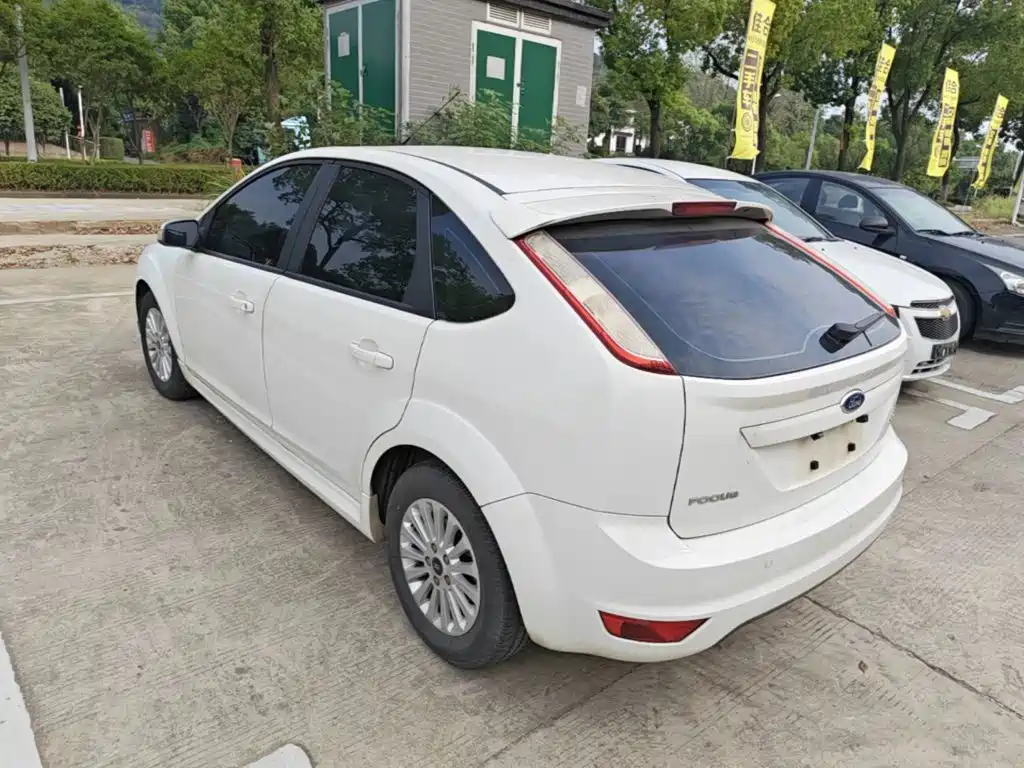Ford Focus — миниатюра 5