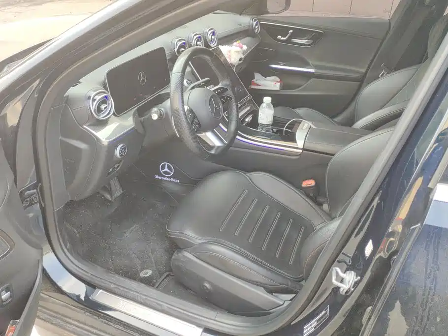 Mercedes-Benz C-Class — миниатюра 9