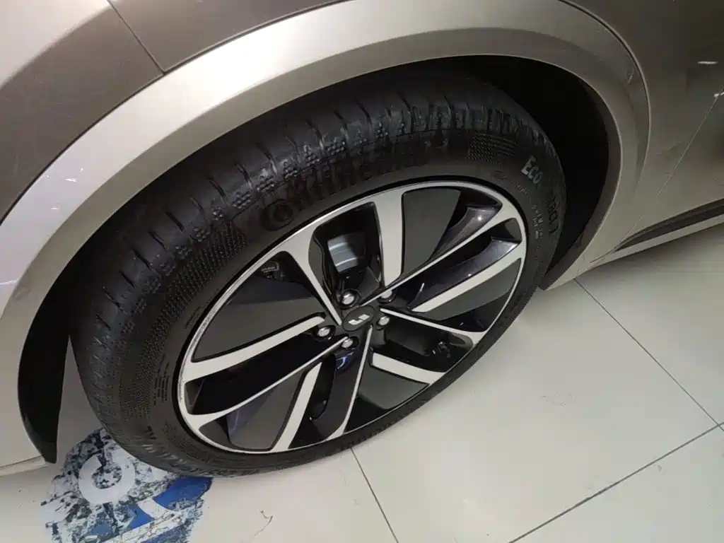 Li Auto Li L9 — миниатюра 23