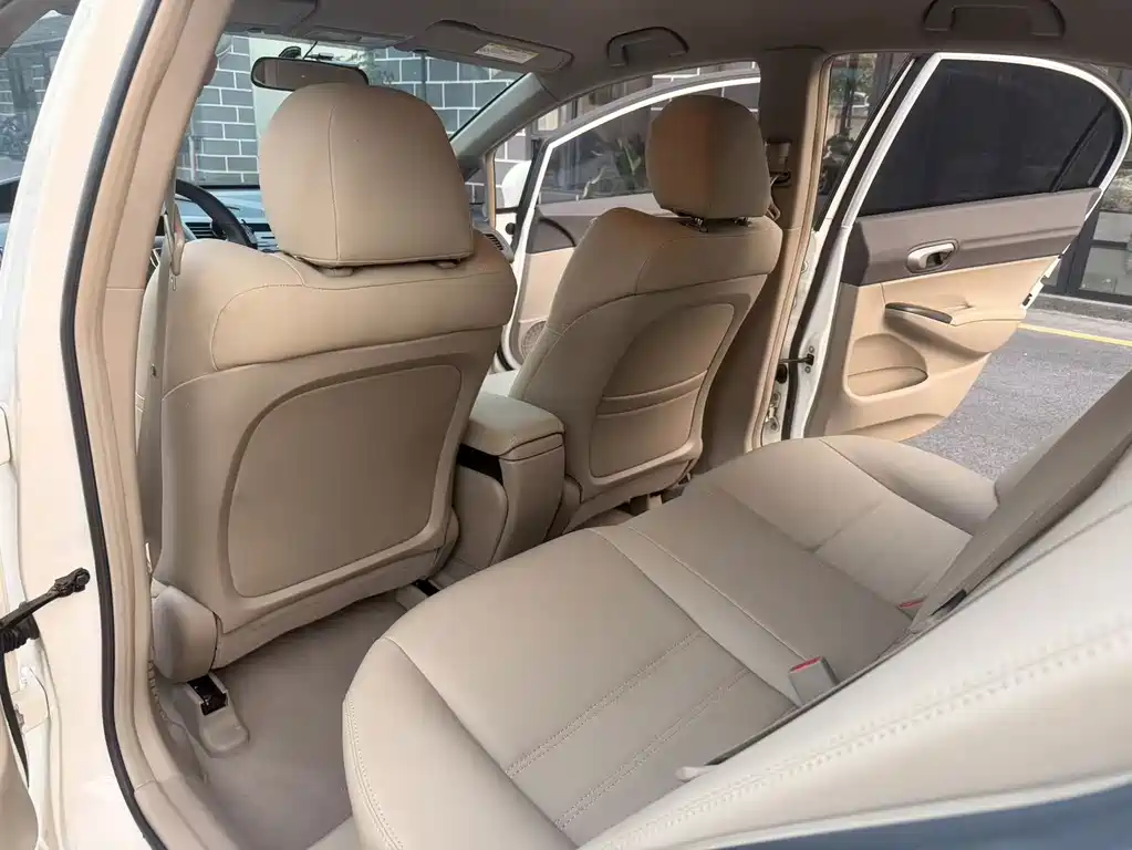Honda Civic — миниатюра 11