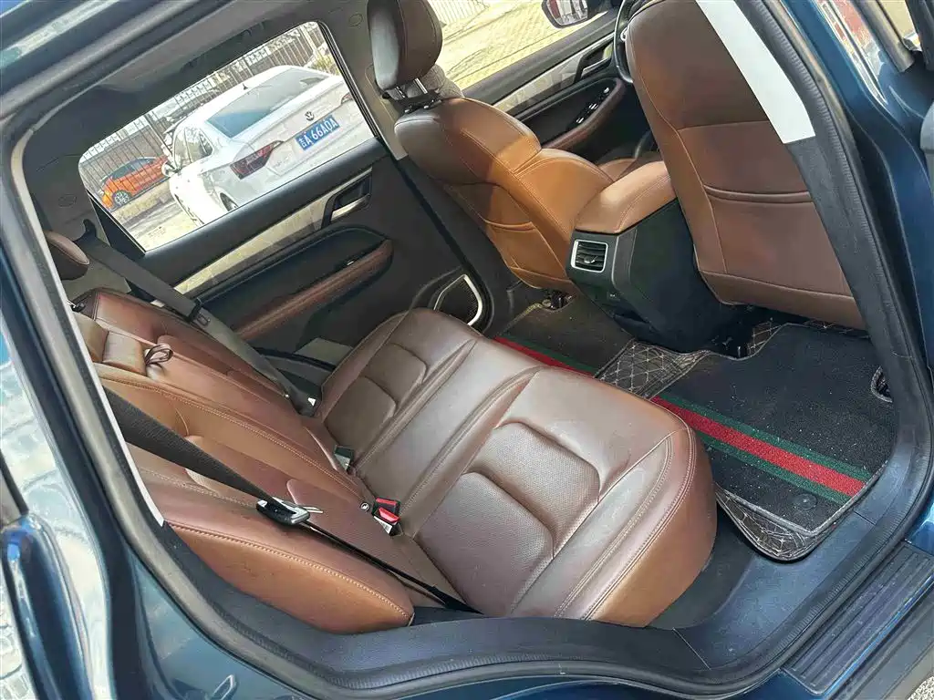 GEELY AUTOMOBILE VISION X6