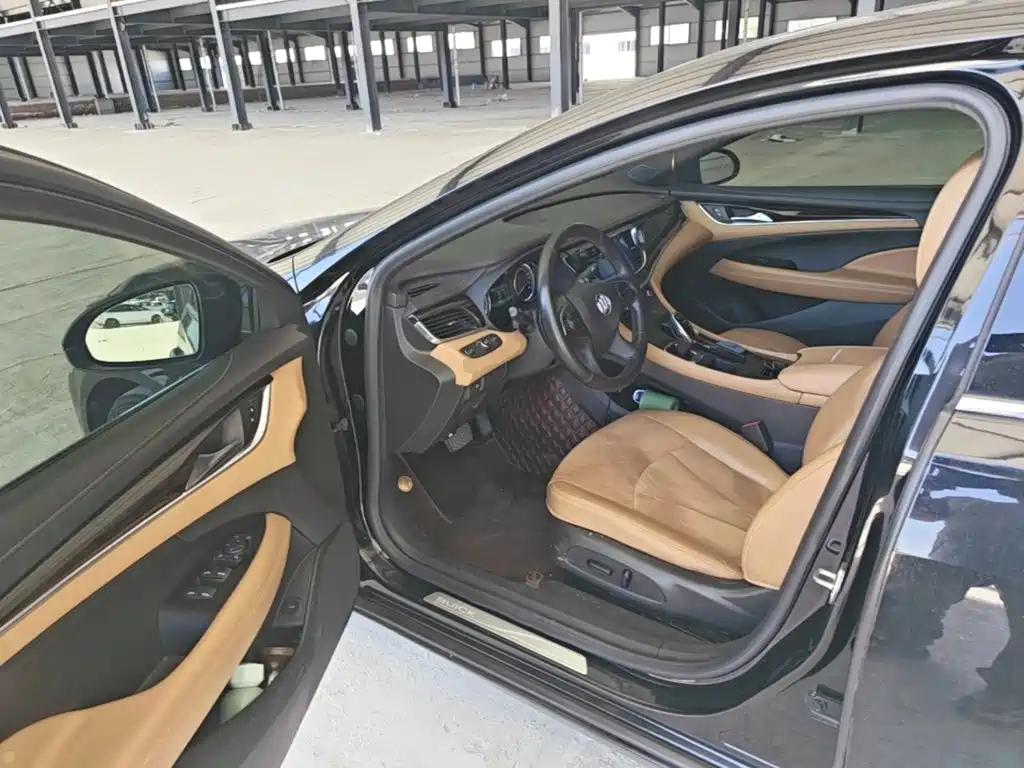Buick LaCrosse — миниатюра 16