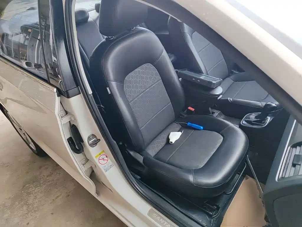 Volkswagen Santana — миниатюра 25