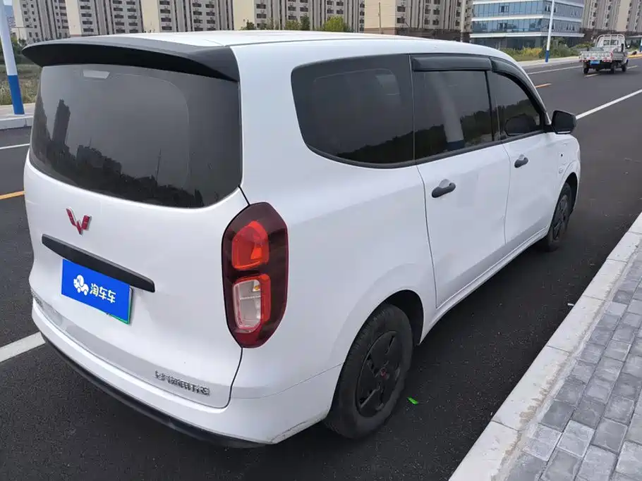 Wuling Hongguang EV — миниатюра 3