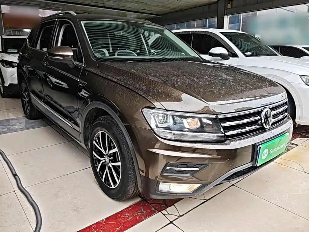 Volkswagen Tiguan L — миниатюра 4