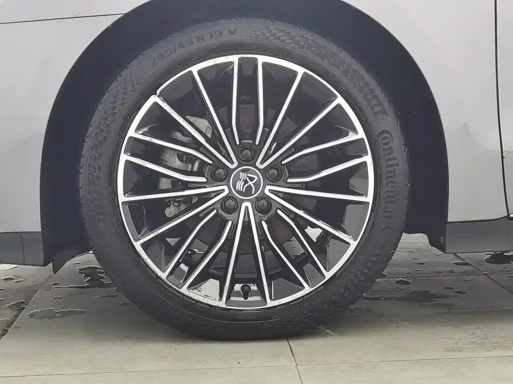BYD Han — миниатюра 17
