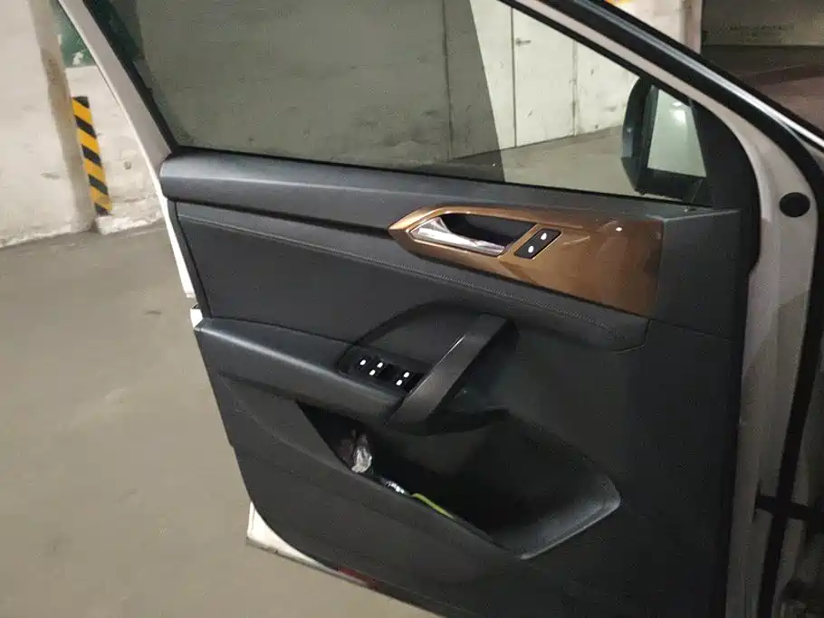 Volkswagen Tharu — миниатюра 7