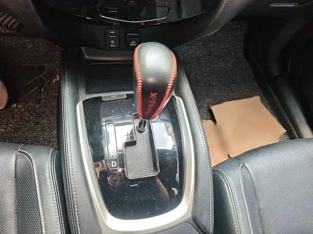 Nissan X-Trail — миниатюра 7